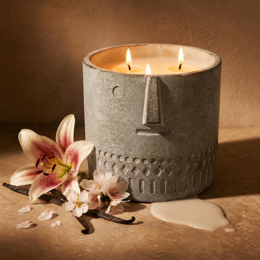 Gray stone-face candle with 4 flames, embossed diamond pattern